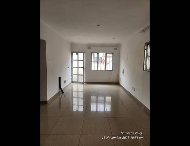 2 BEDROOM PROPERTY TO RENT IN OVERPORT